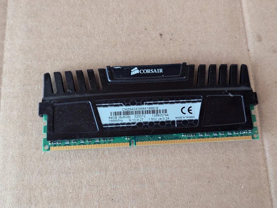 CORSAIR VENGEANCE CMZ64GX3M8A1866C9 8GB 1866MHZ DDR3 MEMORY RAM A3-5(13) - Image 2 of 4