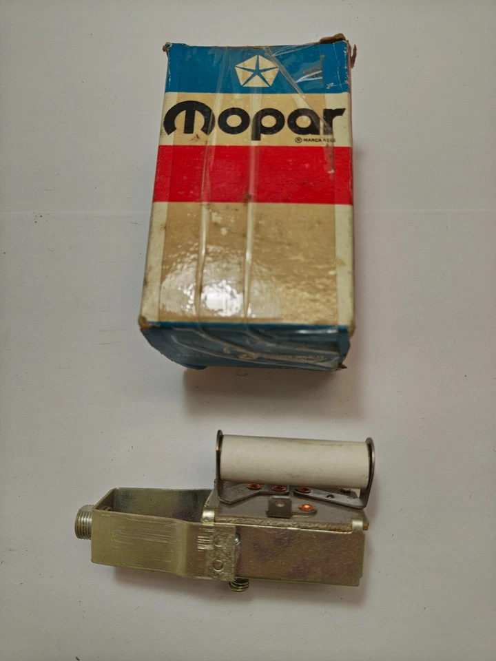 Interruptor de soplador de calefacción camioneta Dodge Truck W100 D100 1969-1974 2911012 nuevo en stock Foto 3 de 4