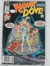 Hawk & Dove #8 Jan. 1990, DC Comics Newsstand