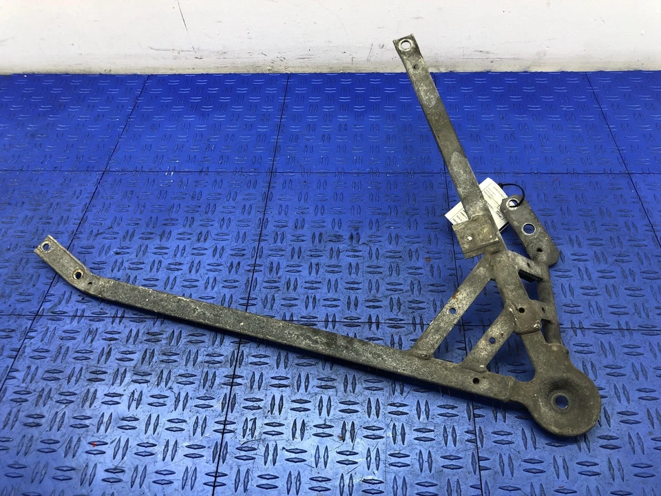 2015-2018 BMW M4 REAR LEFT DUAL LINK CHASSIS REINFORCEMENT BRACKET 8464506 OEM - Image 4 of 4