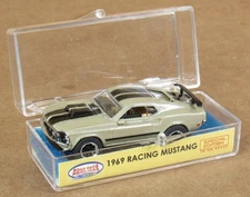 Road Race Replicas Nu-Rora 1969 Racing Ford Mustang (Tan/Black) NIB *