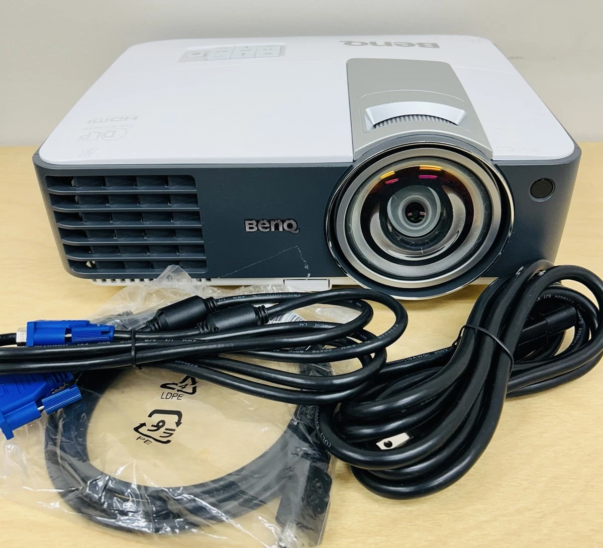 BenQ 1024 x 768 3000 - 3999 ANSI Lumens Home Theater Projectors