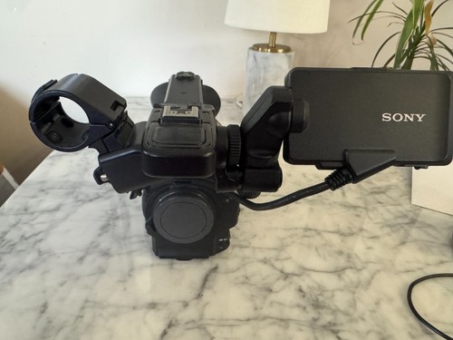 SONY PXW FS5 4k xdcam - Picture 13 of 15