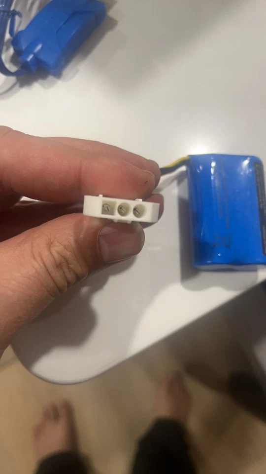 (  BATTERY ) for Ferrari or Red Bull Formula 1 F1 Racing RC Car Maisto 1:10 - Image 3 of 4