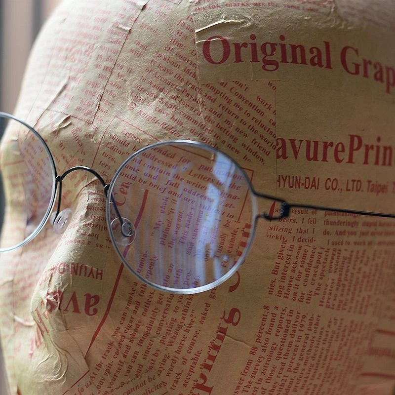 New Titanium eyeglasses men round glasses black glasses frame - Image 3 of 4