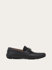 FERRAGAMO MEN'S BLACK CALF LEATHER LOGO DRIVER LOAFERS MSRP 810