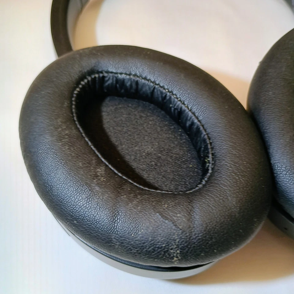 Auriculares con cancelación de ruido TAOTRONICS TT-BH090 SoundSurge 90 - NECESITA ALMOHADILLAS NUEVAS Foto 3 de 4
