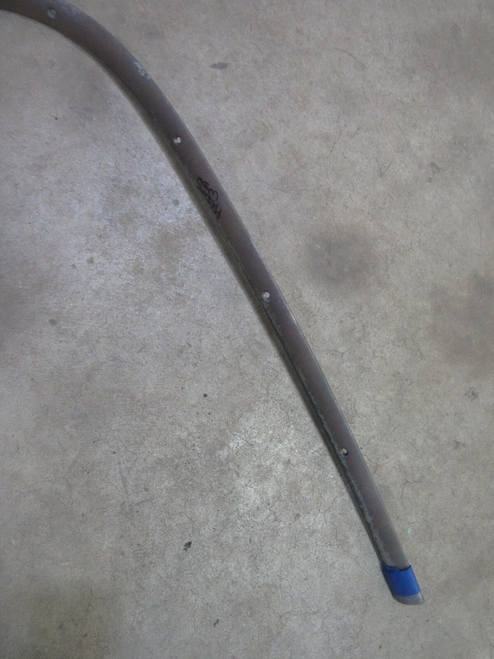 Ford Crestline 1952 2 puertas techo rígido interior ventana trasera adorno lateral superior moldura P Foto 3 de 4