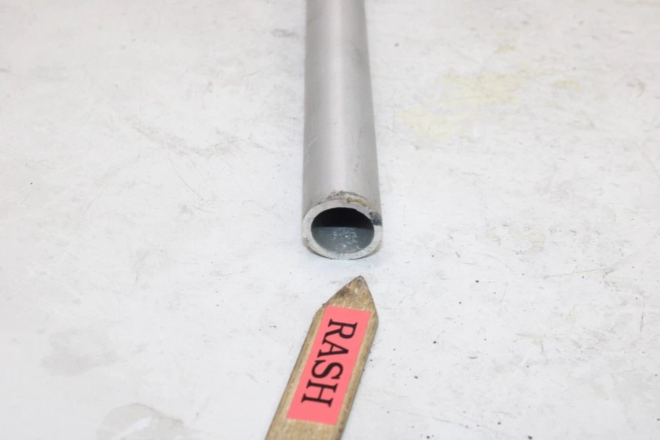 08-09 SUZUKI GSXR750 OEM LEFT CLIP ON HANDLEBAR - Image 3 of 4