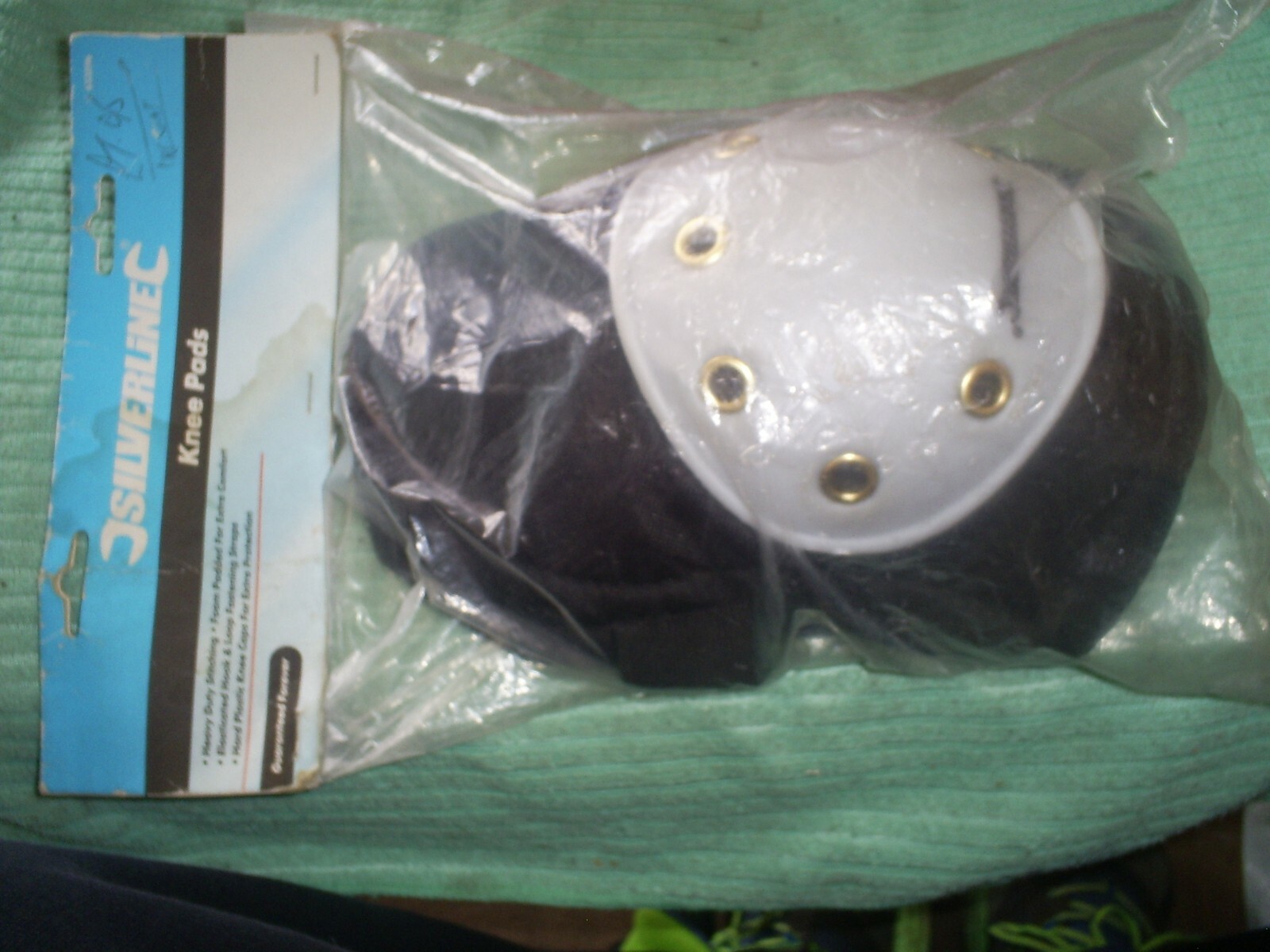 HARD KNEE PADS WITH FOAM PADDING SILVERLINE 633696