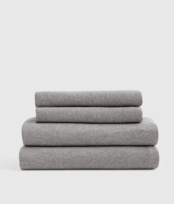 NWOT QUINCE ORGANIC JERSEY 4 PIECE KING SHEETS SET HEATHER GREY 100% COTTON