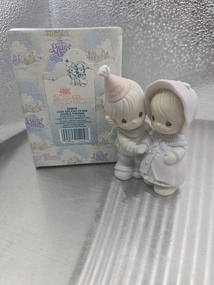 1994 Precious Moments Figurine 529818 Sugar Town Leon and Evelyn Pregnant