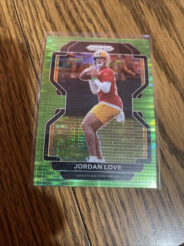 2021 Panini Prizm Jordan Love Neon Green Pulsar SP #137 Green Bay Packers