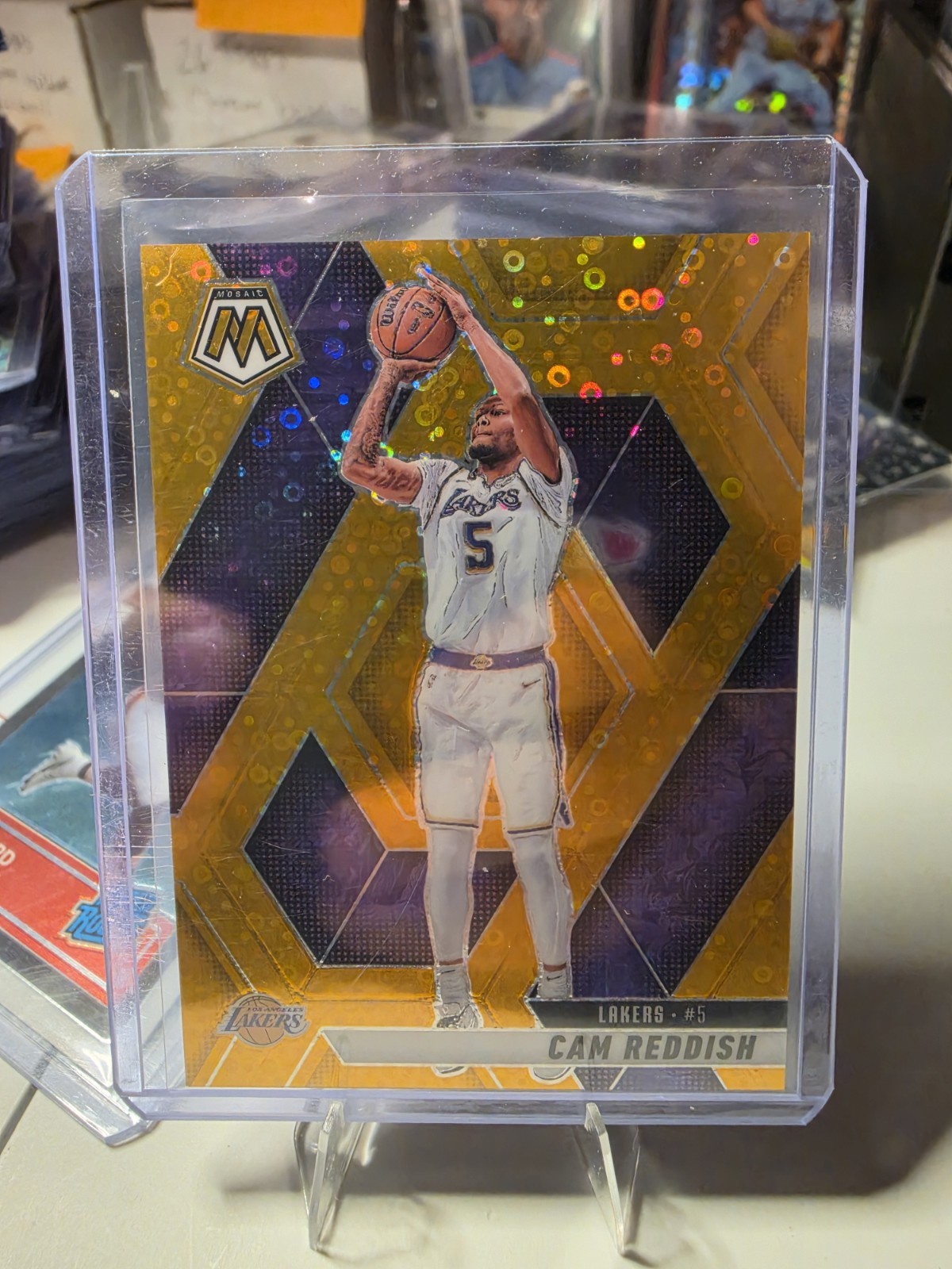 2024-25 Panini Mosaic - Cam Reddish #170 Fast Break Gold Mosaic Prizm /10