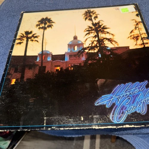 ORIGINAL EAGLES HOTEL CALIFORNIA 1976 ALBUM LP VINYL - VINTAGE ROCK RARE VTG