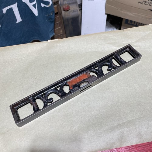 Frühe LS Starrett Co 12" Nr. 132 Gusseisen Doppel Lot & Wasserwaage gerillter Boden - Bild 12 von 14