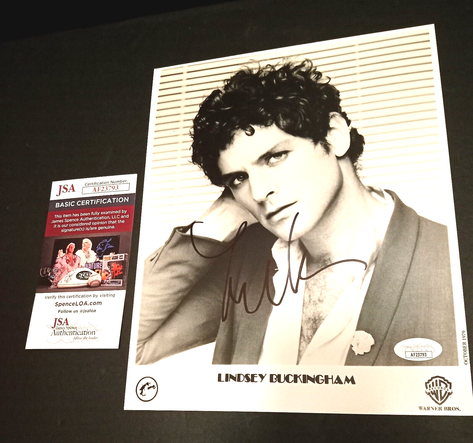 LINDSEY BUCKINGHAM SIGNED 8x10 Press Photo JSA COA FLEETWOOD MAC 