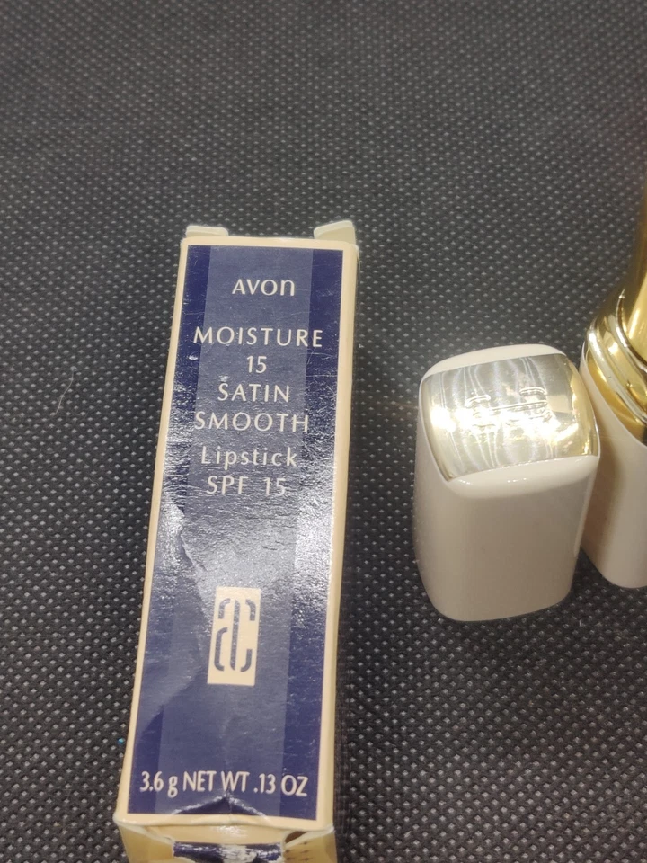 AVON Moisture 15  Satin Smooth  Lipstick Juicy Melon SPF15  NEW - Image 2 of 4