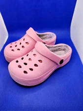 Capelli New York Girls fleece Lined Pink Grey Clog Size 12/13 youth. 