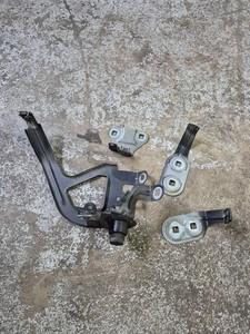 Halter Satz Kotflügel Seitenwand links BMW 5er F10 F11 Bj 10-17 7207209 7207203