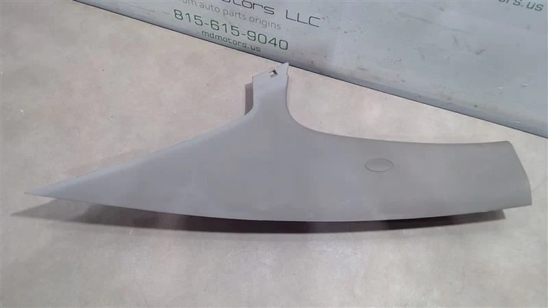 Chevrolet Sonic 2012-2020 cuarto derecho C pilar moldura panel 94514637 Foto 2 de 4