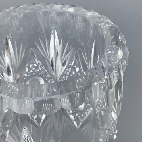 Very Nice Thick Heavy Hand Cut Crystal Vase - Picture 10 of 20