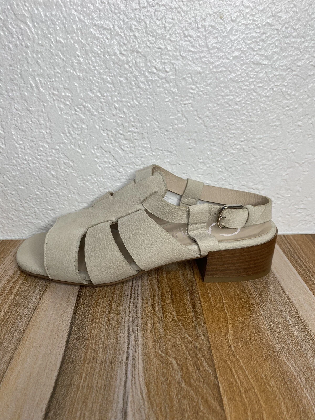 Donna Carolina Sandaletts Women’s Size 37.5 Leather Beige Block Heel Italy Made