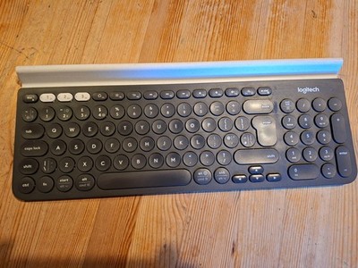 Logitech K780 Multi-Device Kabellose Tastatur Bluetooth Kabellos UK Layout QWERTZ