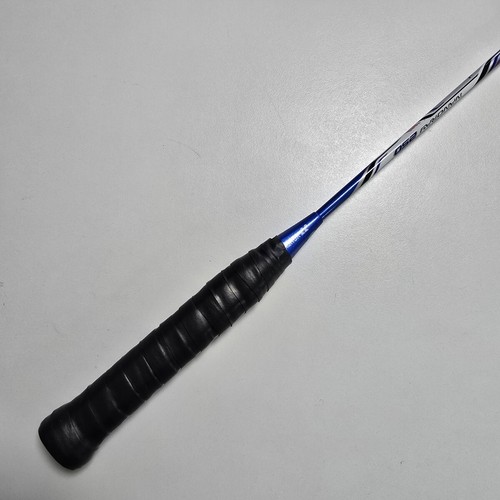 Raqueta de bádminton Yonex Nanoray 250 4U5 - empuñadura reemplazada, necesita restricción - Imagen 9 de 10