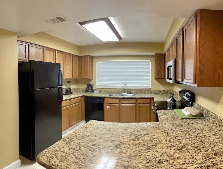 Orlando, Florida - 5 days/4 nights Silver Lake Resort - 2 Bedroom Villa 6 Guests - Image 4 of 4