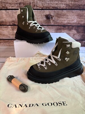 New Canada Goose Journey Boots Womens Size 10 Green