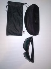 UNDER ARMOUR Sunglasses-Polarized  Black  Gray in great shape 