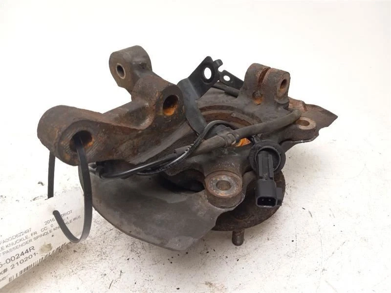 Jeep Patriot 2016 pasajero delantero husillo nudillo Foto 4 de 4