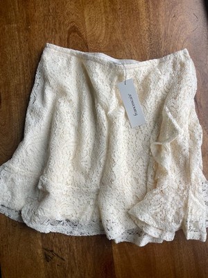 Brand new with tags Francescas cream lace skirt size xs with zipper