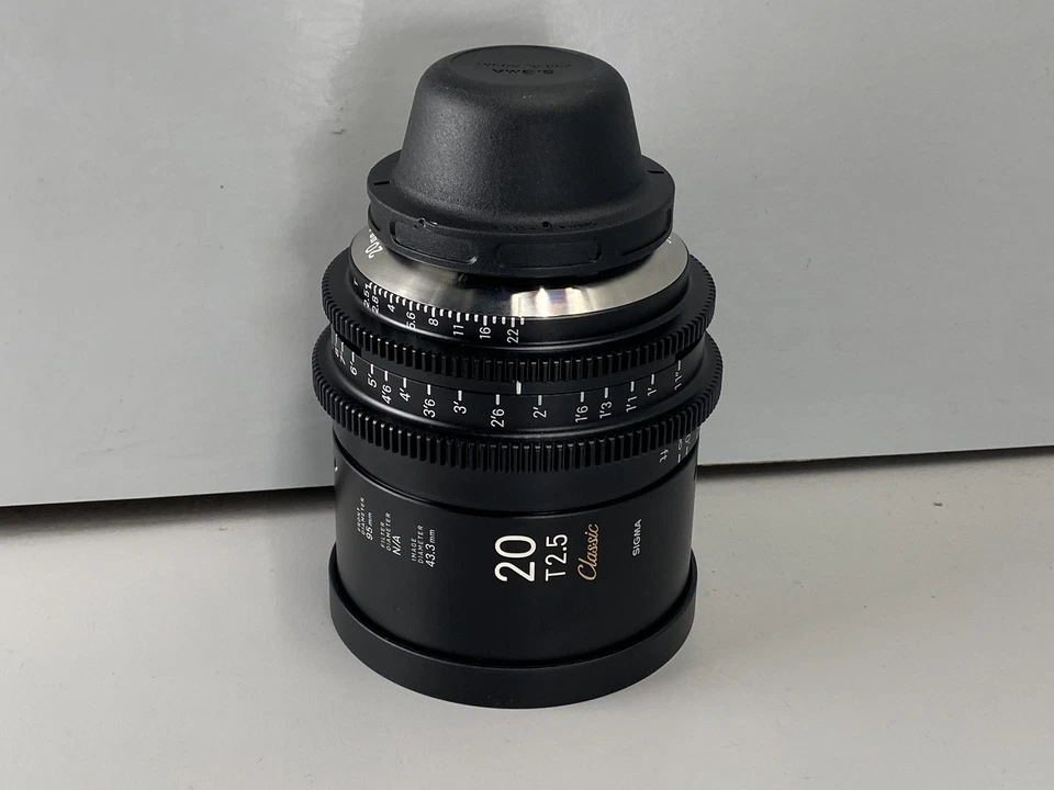 Sigma 20mm T2.5 FF Classic Cine Prime Lens- Black - Image 4 of 4