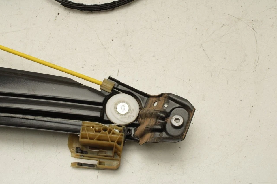 Regulador de ventana de puerta delantera derecha BMW 750Li xDrive 2010-15 con motor 51337182106 Foto 3 de 4