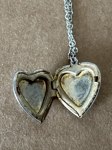 vintage heart locket necklace Engraved Silver Tone 17.75” W3 - Picture 5 of 6