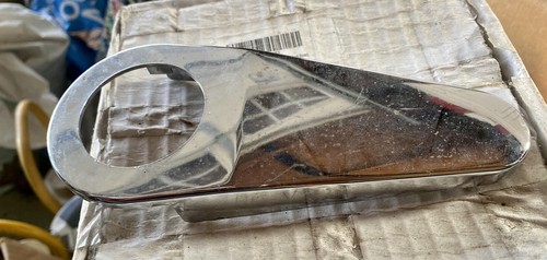 OEM Mercedes W107 R107 450SL 380SL 560SL Top Left Seat Hinge Cover - Picture 3 of 6