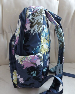 VERA BRADLEY Ultralight Compact Small Backpack or purse  display picture 2