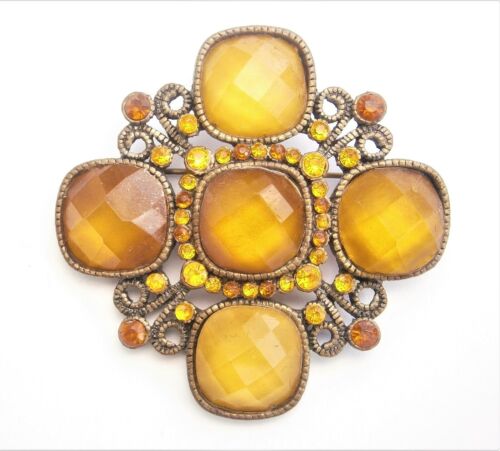 T126) Vintage Celtic Faceted Amber yellow glass filigree bronze tone brooch pin  - Afbeelding 1 van 2