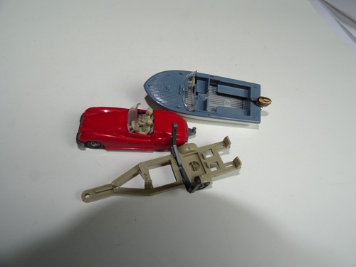 Wiking 1:87 Jaguar Xk, Tipo 2, Rosso Con Motorbootanhänger - Foto 4 di 4