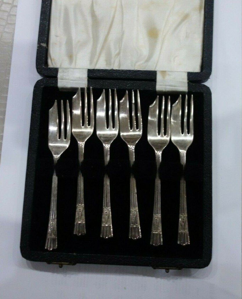 Yeoman Plate EPNS MADE IN ENGLAND NUMBERED Boxed 6 Dessert Forks