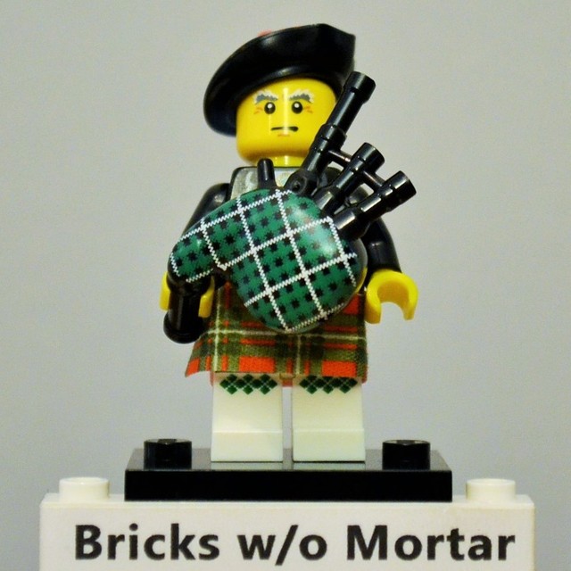 lego bagpiper minifigure