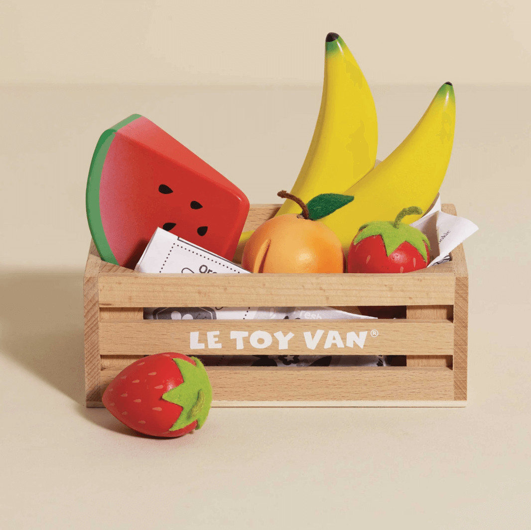 Le Toy Van Wooden Smoothie Fruit Set with Crate for Imaginative Play - Image 2