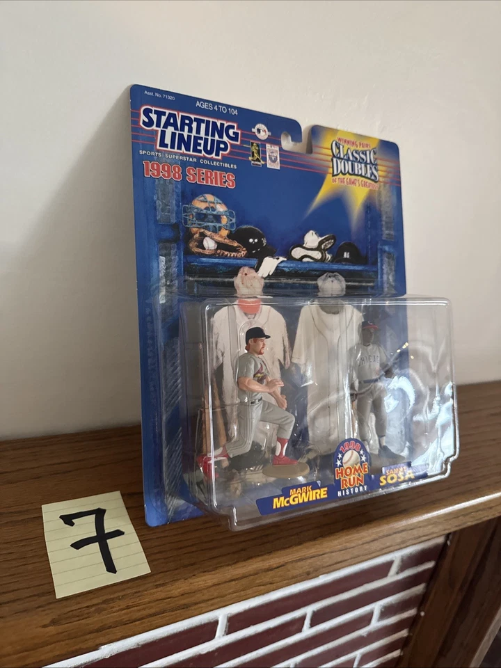 Nice 1998 Starting Lineup Mark Mcgwire Sammy Sosa Classic Doubles Figures. NIP - Image 2 of 4