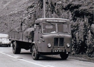 B/W PHOTO: BRITISH ROAD SERVICES ALBION 4 WHEEL RIGID DROPSIDE WJF 821