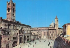 ITALY ASCOLI PICENO PIAZZA DEL PUEBLO