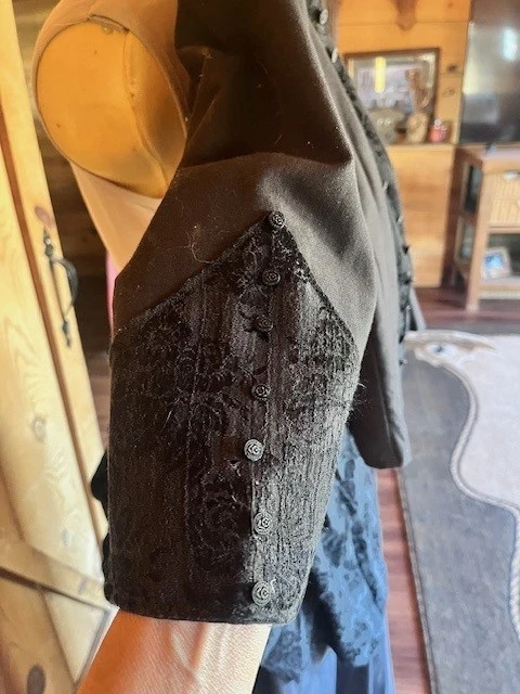 Vestido estilo victoriano disfraz para mujer en algodón negro/era botones rosa Foto 2 de 4