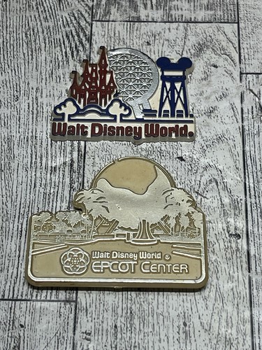 VTG Magnet Walt Disney World Magic Kingdom Castle 1982 Inaugural Yr Epcot Center