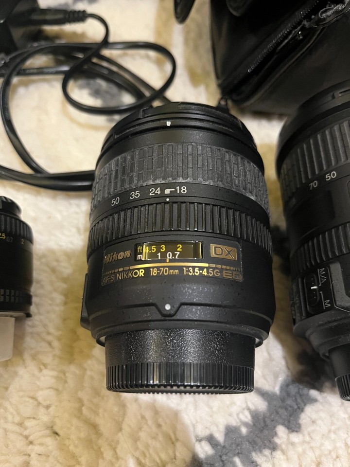 Nikon D70S SLR Camera FS DX Zooms NIKKOR 1870mm, 50mm, 18200mm, CF